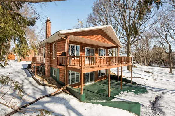 $600,000 | 15520 Tamarac Circle Northeast, Miltona, MN 56354