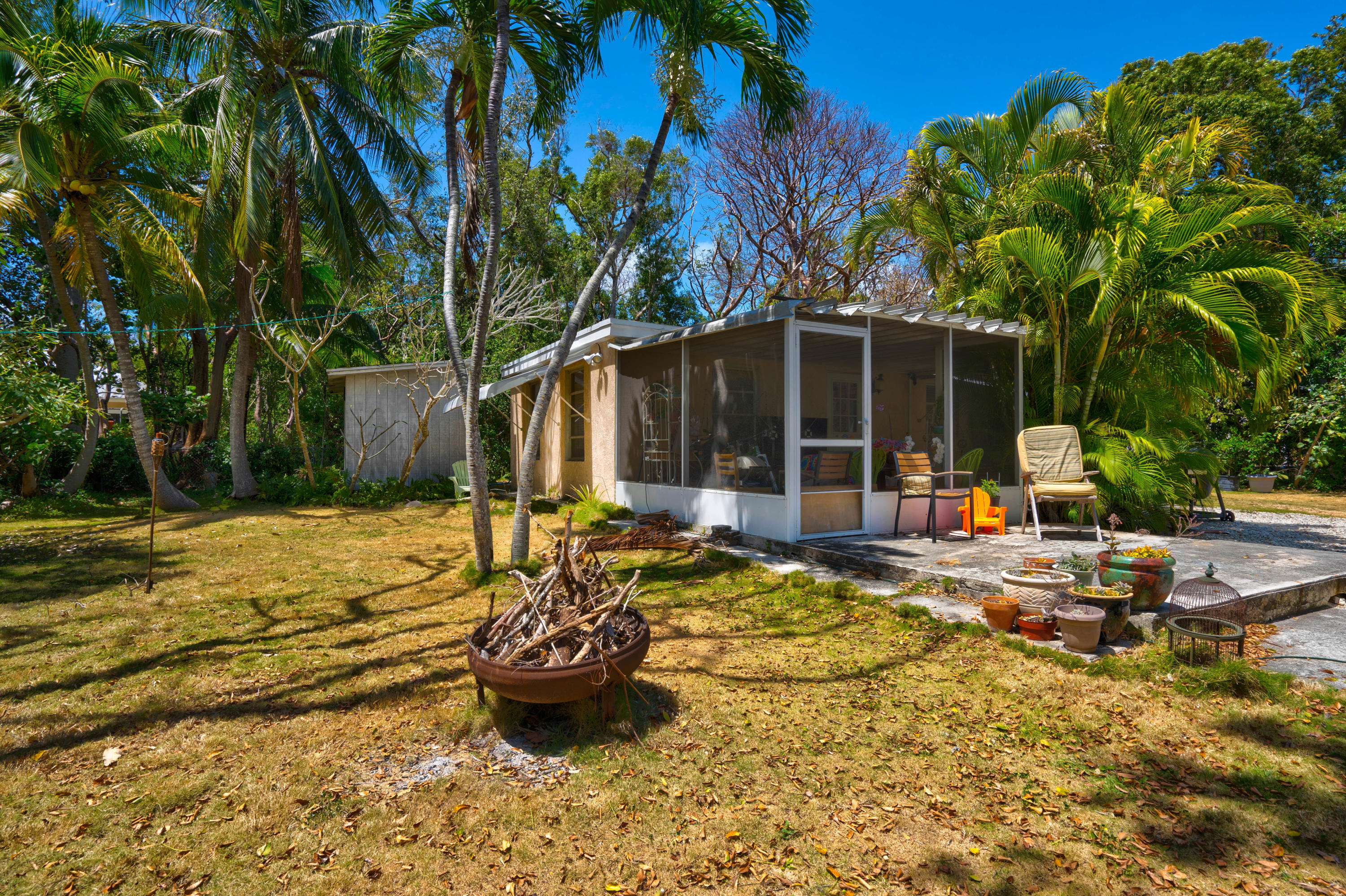 1007 Gibraltar Road Key Largo, FL 33037 - Photo 11 of 20 Screened Porch