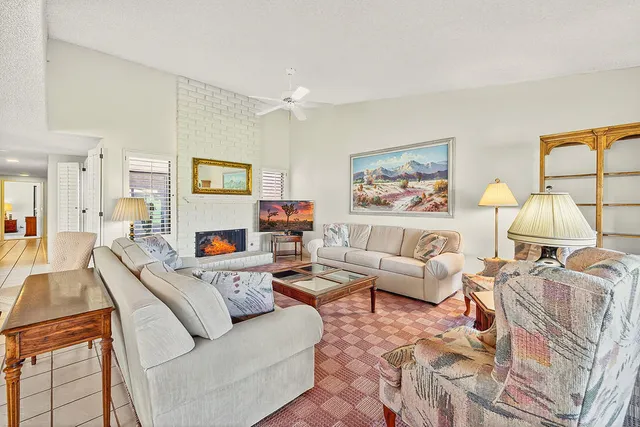 $569,000 | 142 Camino Arroyo South, Palm Desert, CA 92260