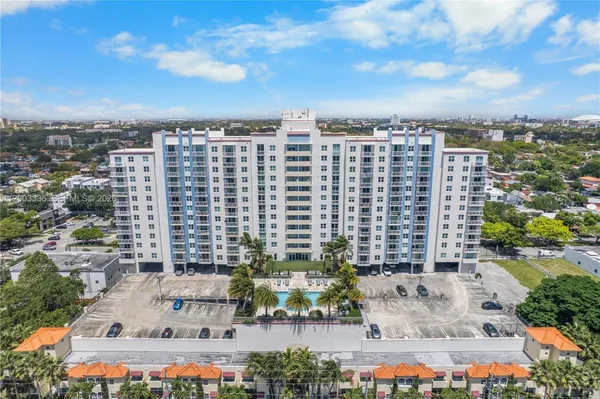 $495,000 | 3000 Coral Way, Unit 1110, Miami, FL 33145