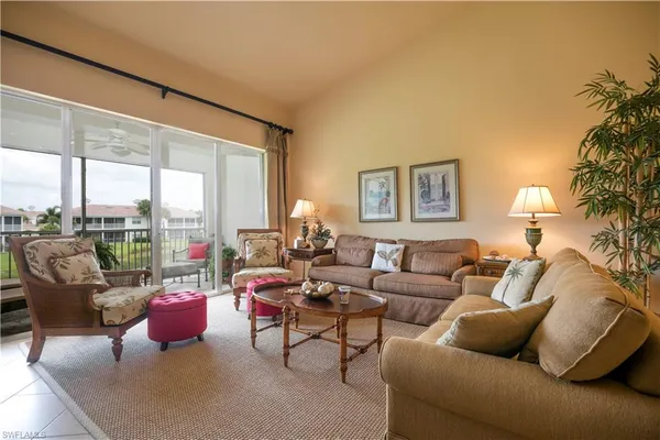 $4,950 | 3048 Horizon Lane, Unit 1104, Naples, FL 34109