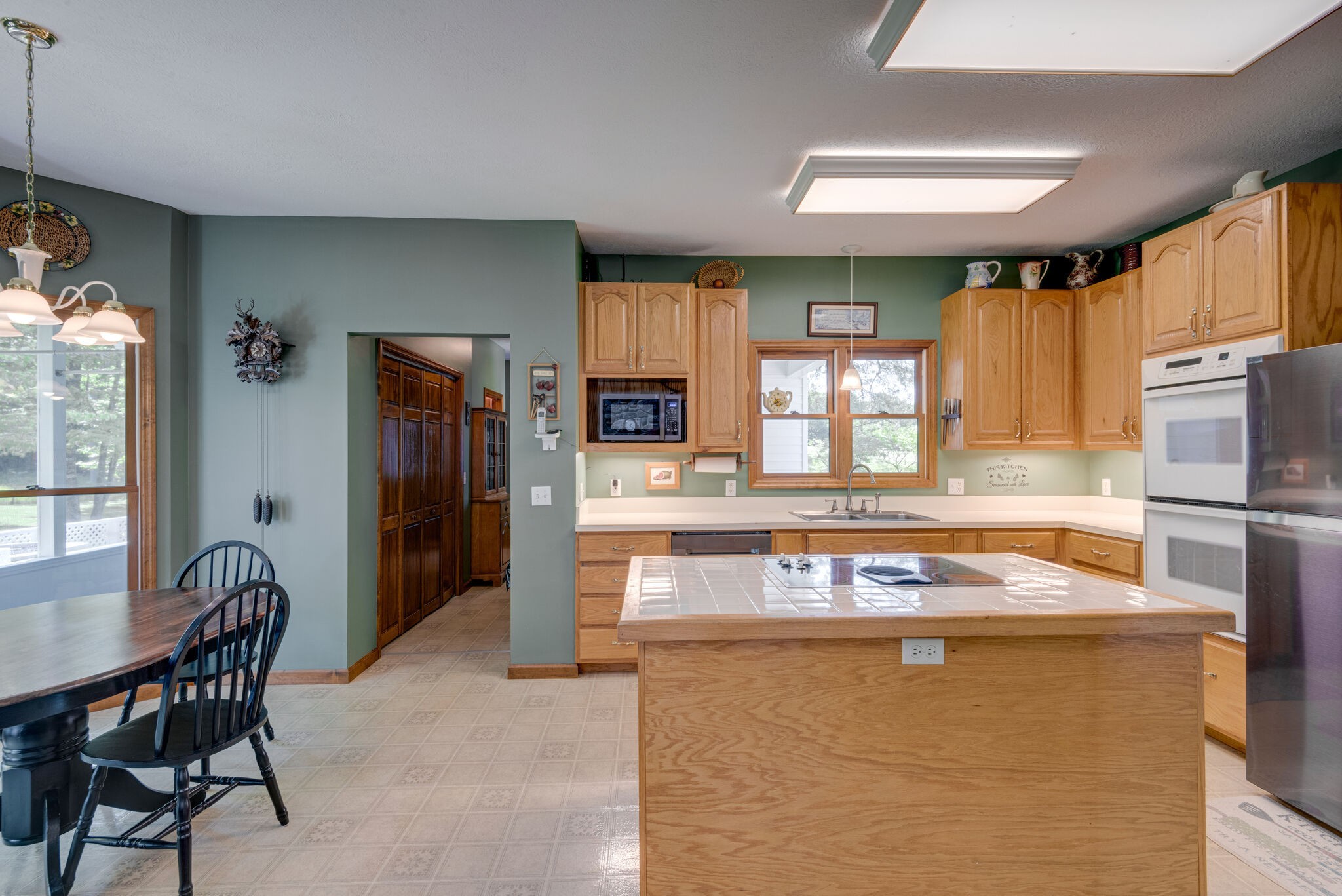 1880 Tom Brown Road McEwen, TN 37101 - Photo 15 of 54 Large kitchen with breakfast area is total electric but natural gas is at the road