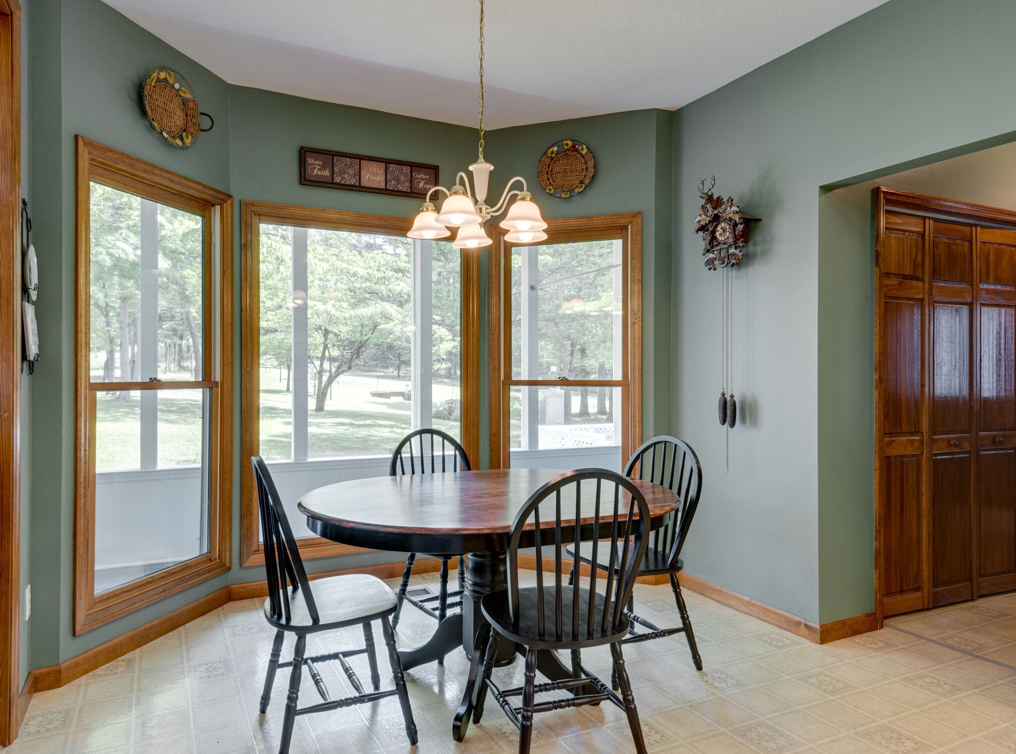 1880 Tom Brown Road McEwen, TN 37101 - Photo 20 of 54 Breakfast area with a great view of back yard