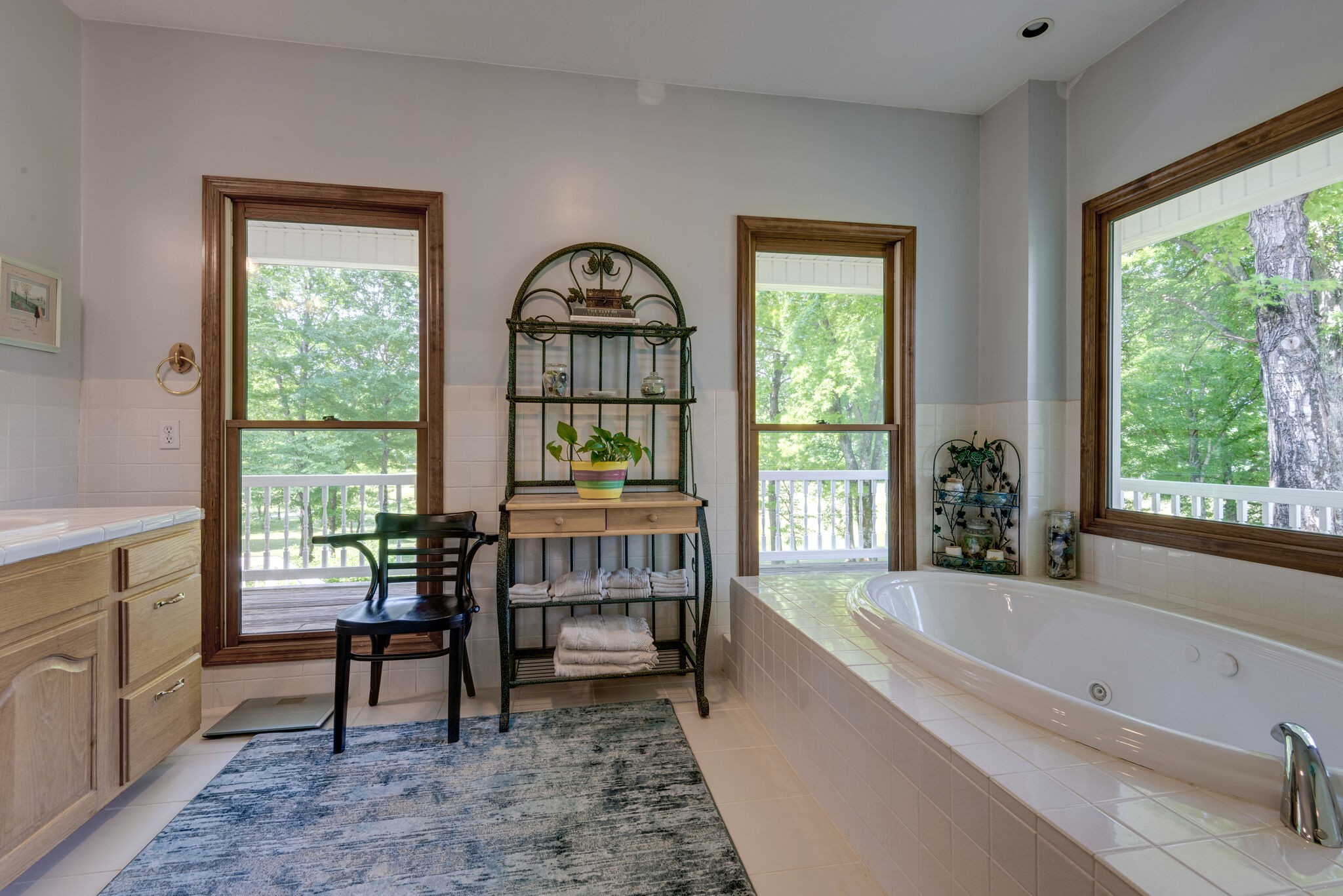1880 Tom Brown Road McEwen, TN 37101 - Photo 27 of 54 whirlpool tub