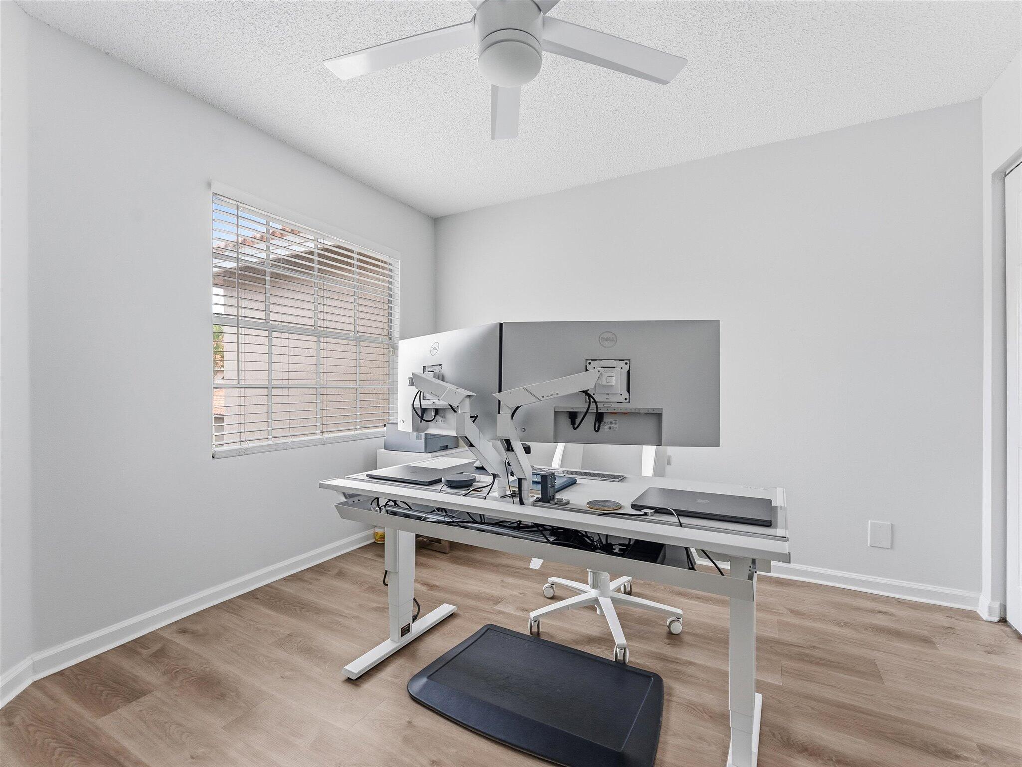 10240 Vía Hibiscus, Unit 4 Boca Raton, FL 33428 - Photo 19 of 45 19-19