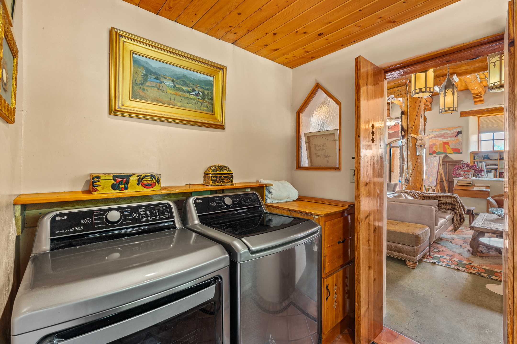 939 Kit Carson Road Taos, NM 87571 - Photo 19 of 54