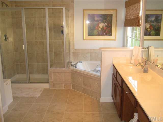 8532 Wapello Lane Raleigh, NC 27613 - Photo 10 of 20 Photo 10