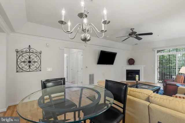 $420,000 | 6155 Shadywood, Unit 204, Elkridge, MD 21075