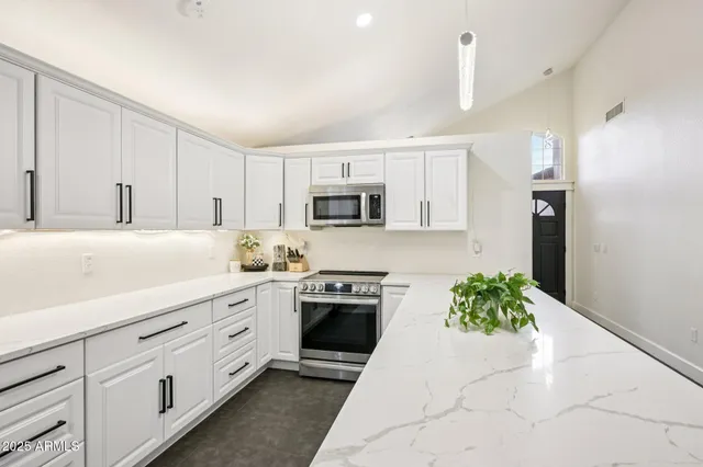 $524,500 | 6560 East Saddleback Street, Mesa, AZ 85215