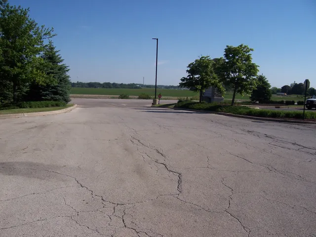 $890,000 | 47 Hwy Maple Park, Maple Park, IL 60151