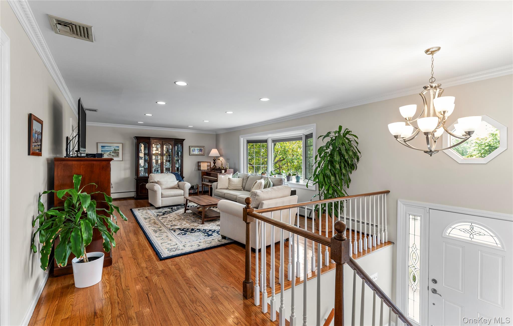 619 Russet Road Valley Cottage, NY 10989 - Photo 10 of 38 Gallery Image 10