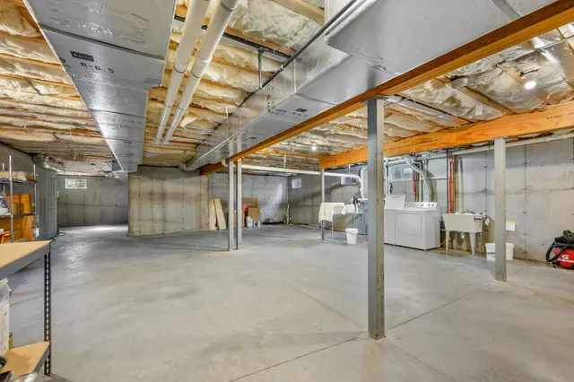 $1,350,000 | 35 Tracy Lane, Eastham, MA 02642