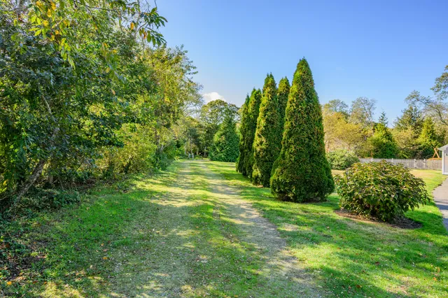 $1,350,000 | 35 Tracy Lane, Eastham, MA 02642