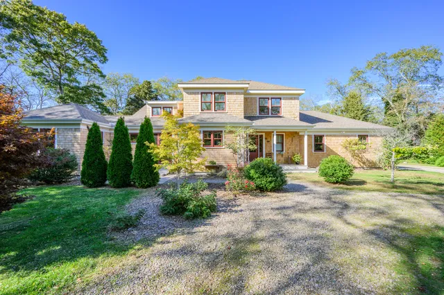 $1,350,000 | 35 Tracy Lane, Eastham, MA 02642