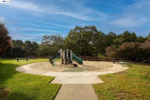 $1,098,000 | 25528 Conley Downs Drive, Castro Valley, CA 94552