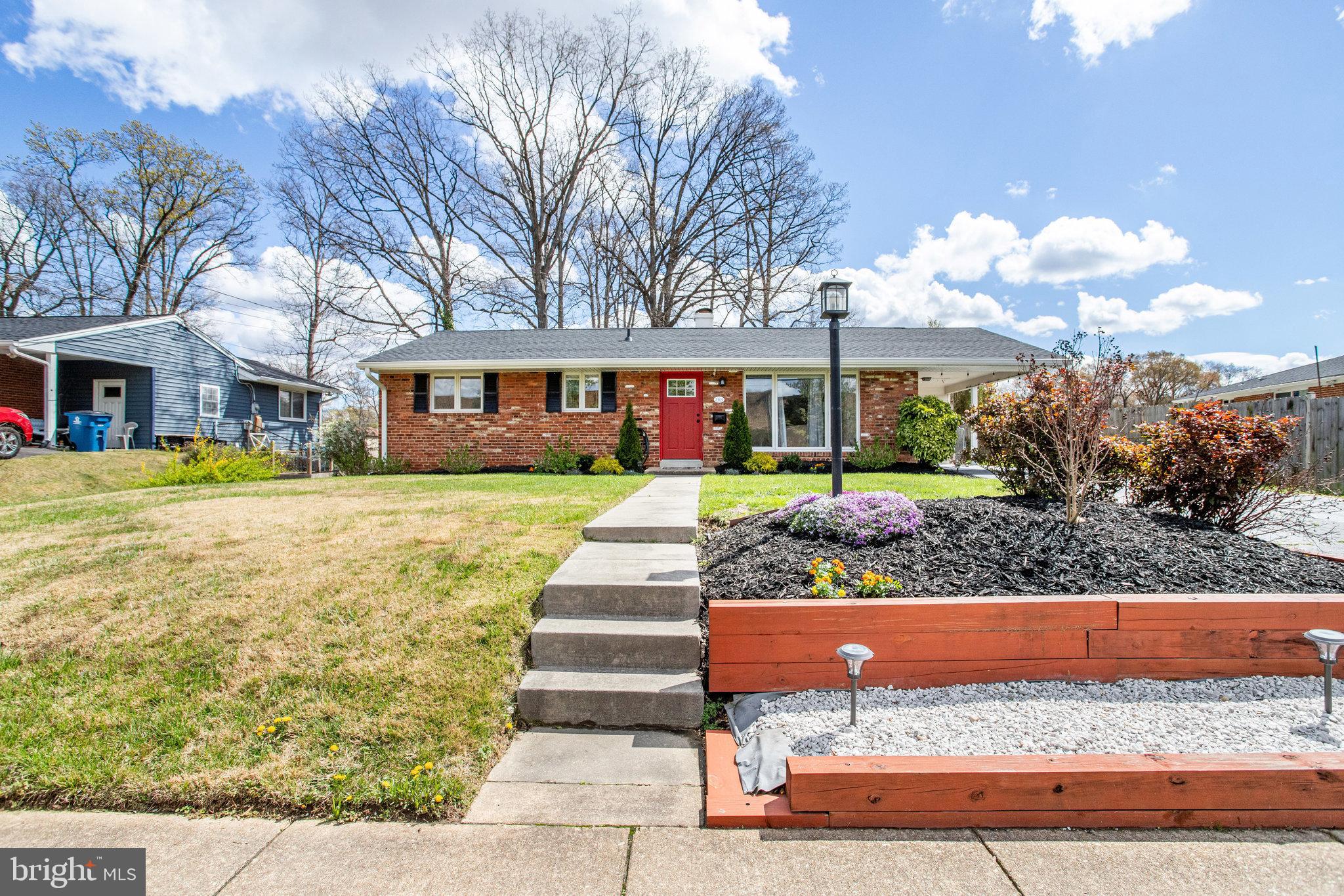 7309 Loisdale Road Springfield, VA 22150 - Photo 8 of 54