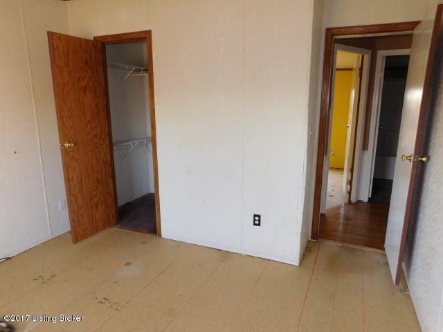 3992 Bardstown Road Lawrenceburg, KY 40342 - Photo 18 of 46 Bedroom 2 (2)