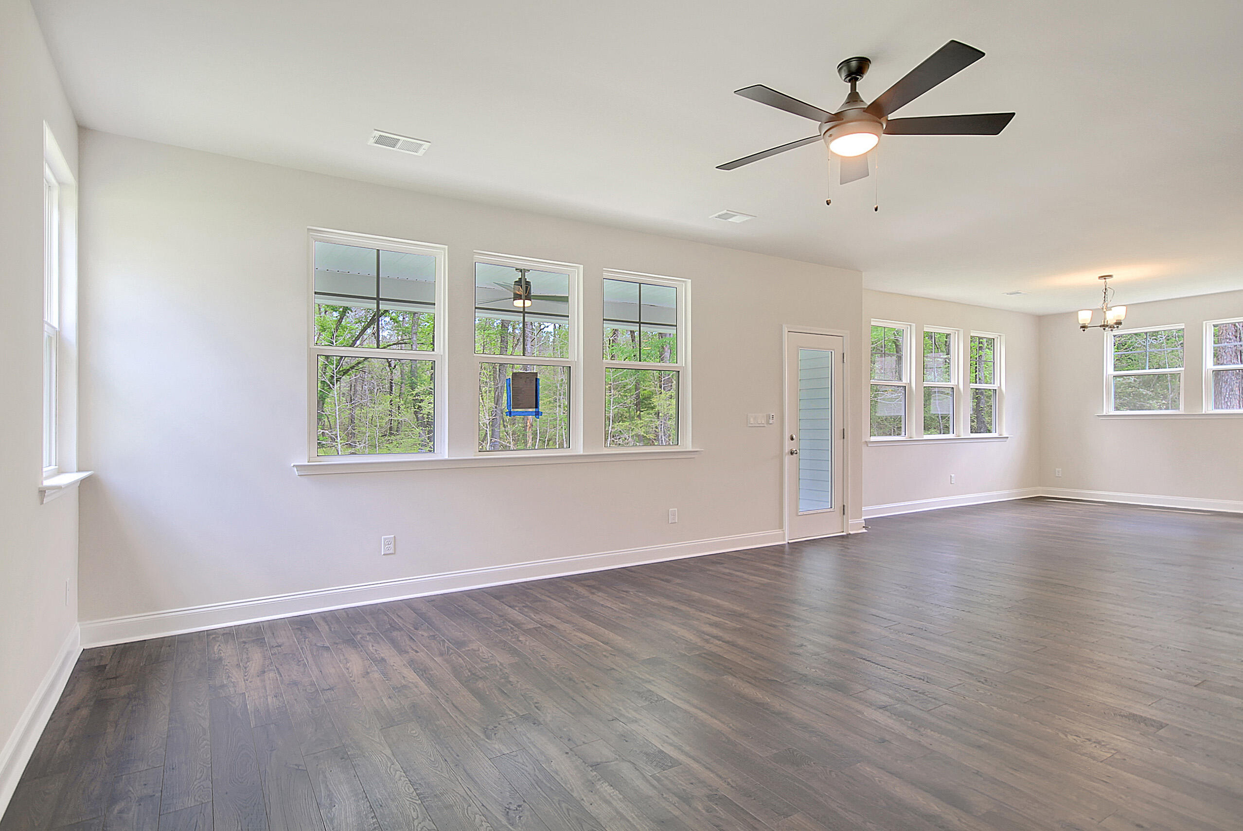 138 Kay Street Ridgeville, SC 29472 - Photo 13 of 44 138 Kay Street Living Room