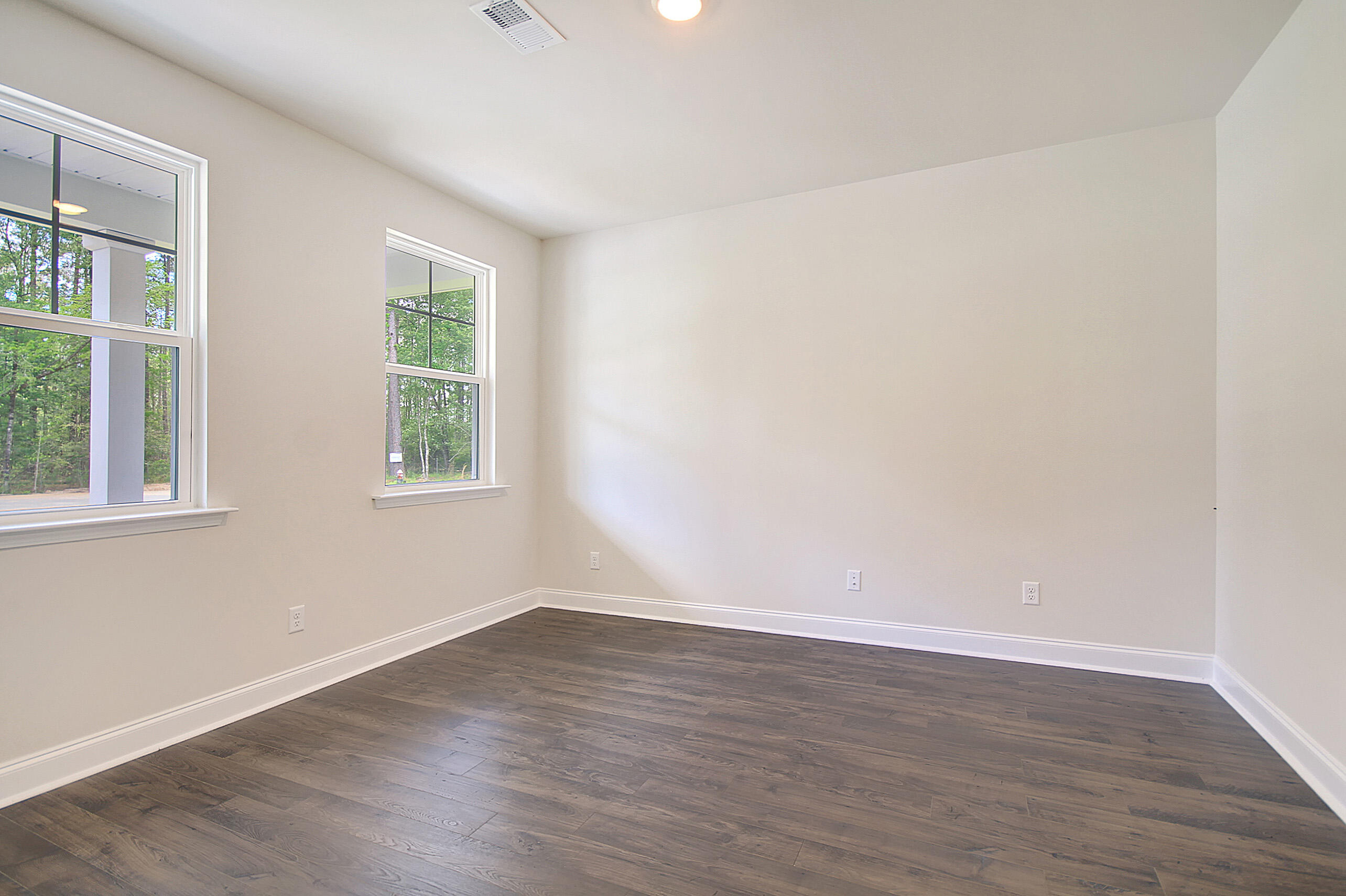 138 Kay Street Ridgeville, SC 29472 - Photo 9 of 44 138 Kay Street Flex Room