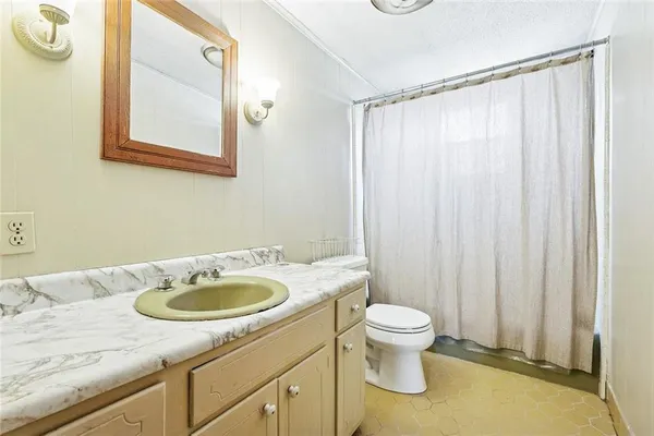 $239,000 | 309 Sophia Street, River Ridge, LA 70123