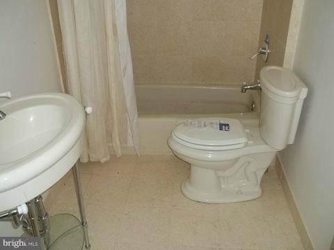 657 Herald Harbor Road Crownsville, MD 21032 - Photo 19 of 21 Bath (FULL)