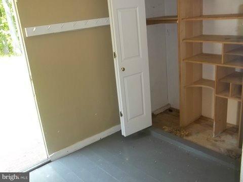 657 Herald Harbor Road Crownsville, MD 21032 - Photo 4 of 21 PANTRY