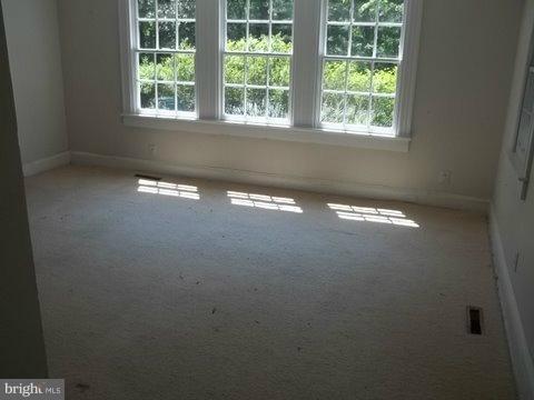 657 Herald Harbor Road Crownsville, MD 21032 - Photo 9 of 21 SUNROOM