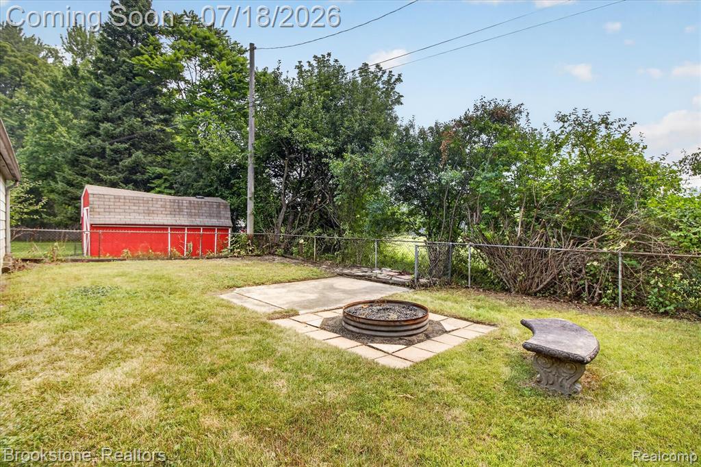 7176 Perry Lake Road Clarkston, MI 48346 - Photo 40 of 46 Gallery Image 40