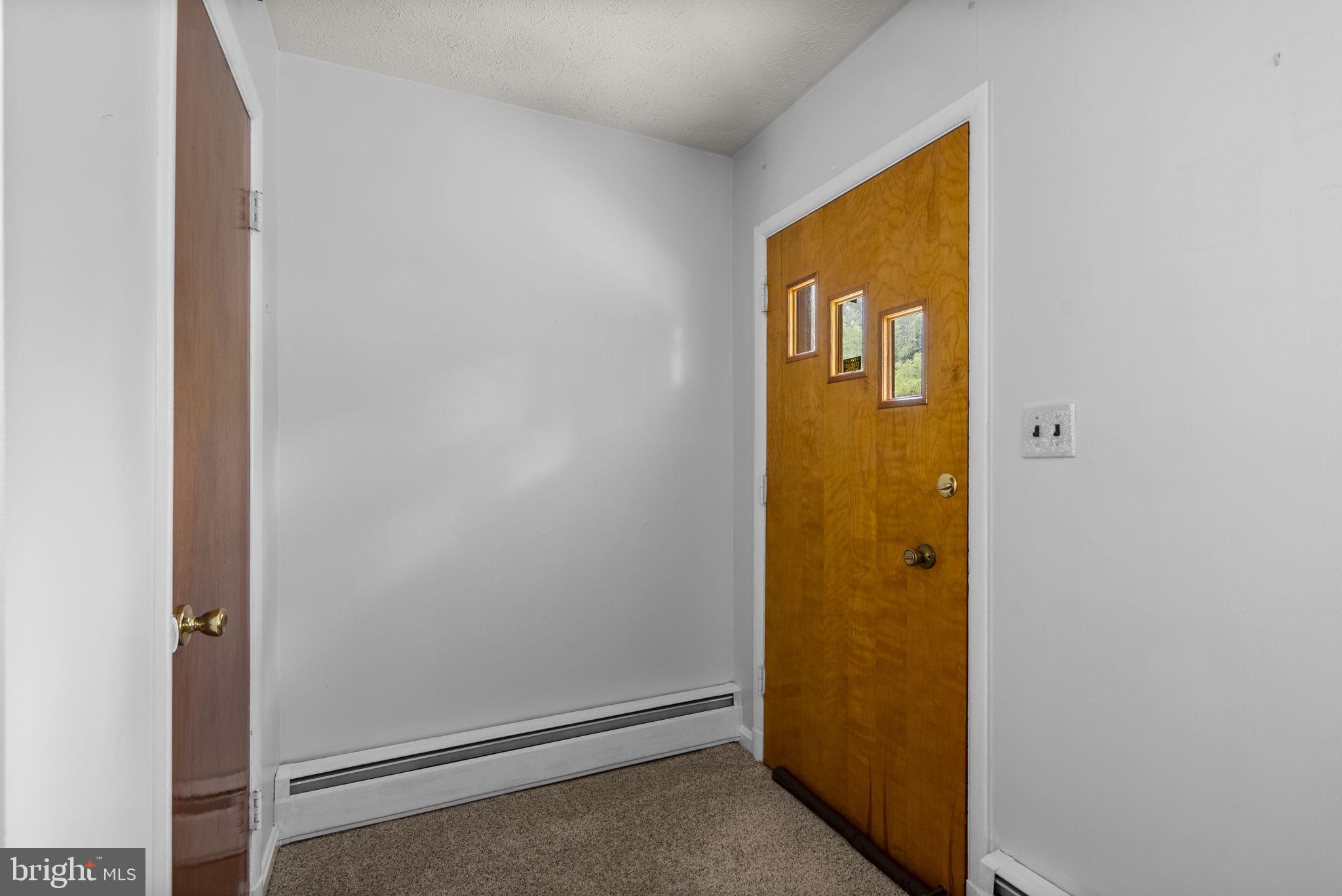 807 Snider Lane Silver Spring, MD 20905 - Photo 4 of 35