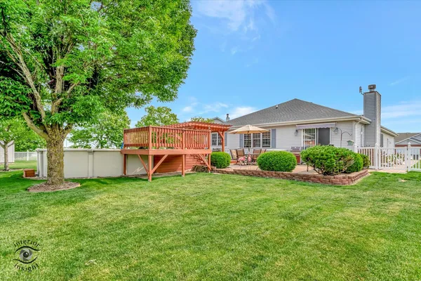 $384,500 | 1360 Pheasant Chase Circle, Beecher, IL 60401