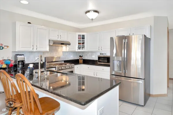 $384,500 | 1360 Pheasant Chase Circle, Beecher, IL 60401