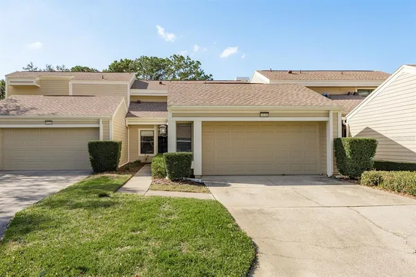 $469,000 | 3130 Eagles Landing Circle West, Clearwater, FL 33761