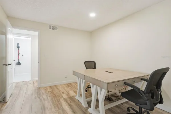 $469,000 | 3130 Eagles Landing Circle West, Clearwater, FL 33761