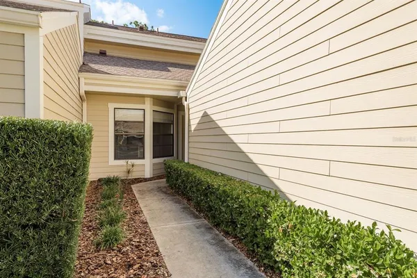 $469,000 | 3130 Eagles Landing Circle West, Clearwater, FL 33761