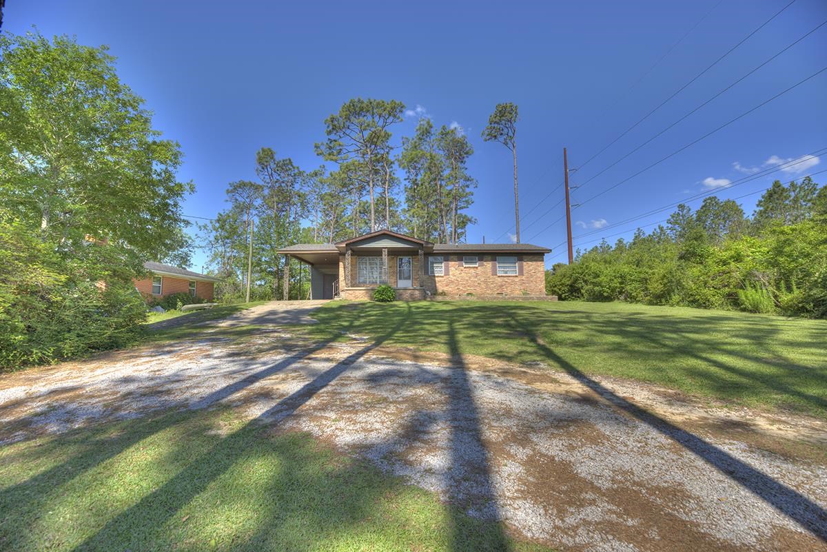 12475 Fernwood Circle Foley, AL 36535 - Photo 2 of 24