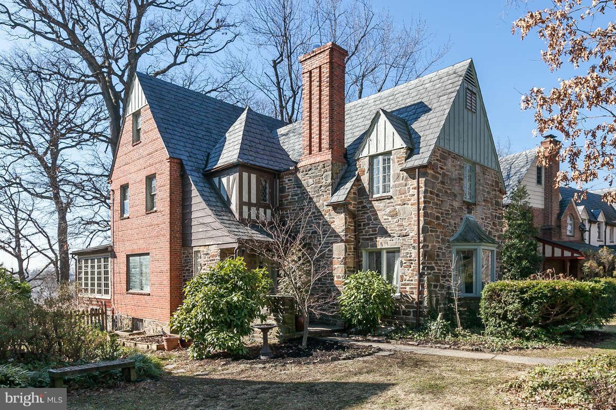 1229 Roundhill Road Baltimore, MD 21218 - Photo 1 of 30 Exterior (Front)