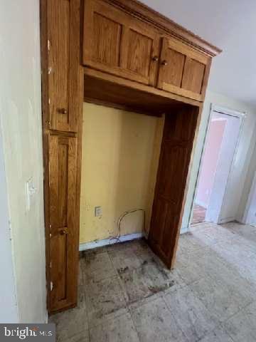 13813 Maple Tree Lane Southwest Cumberland, MD 21502 - Photo 6 of 26 a view of door