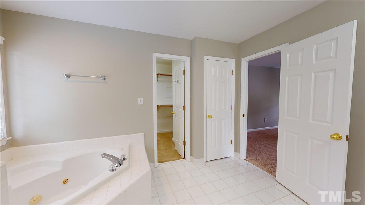 5314 Dover Ridge Lane Durham, NC 27712 - Photo 19 of 29 Gallery Image 19