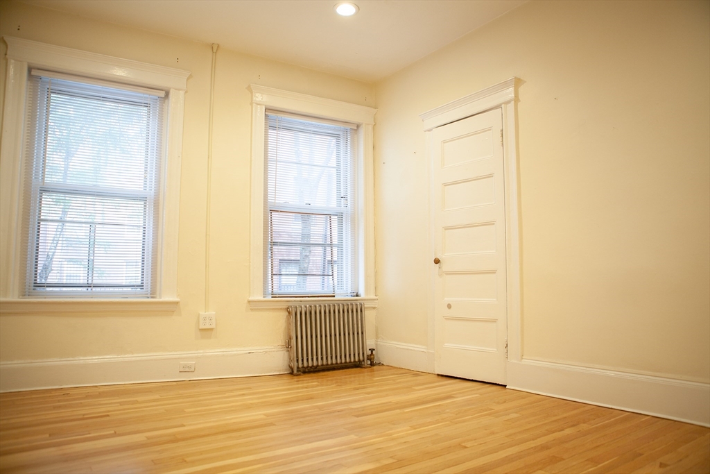 74 Phillips Street, Unit 1 Boston, MA 02114 - Photo 2 of 6