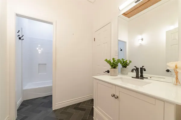 $2,160,000 | 9201 Silver Pine Cove, Austin, TX 78733