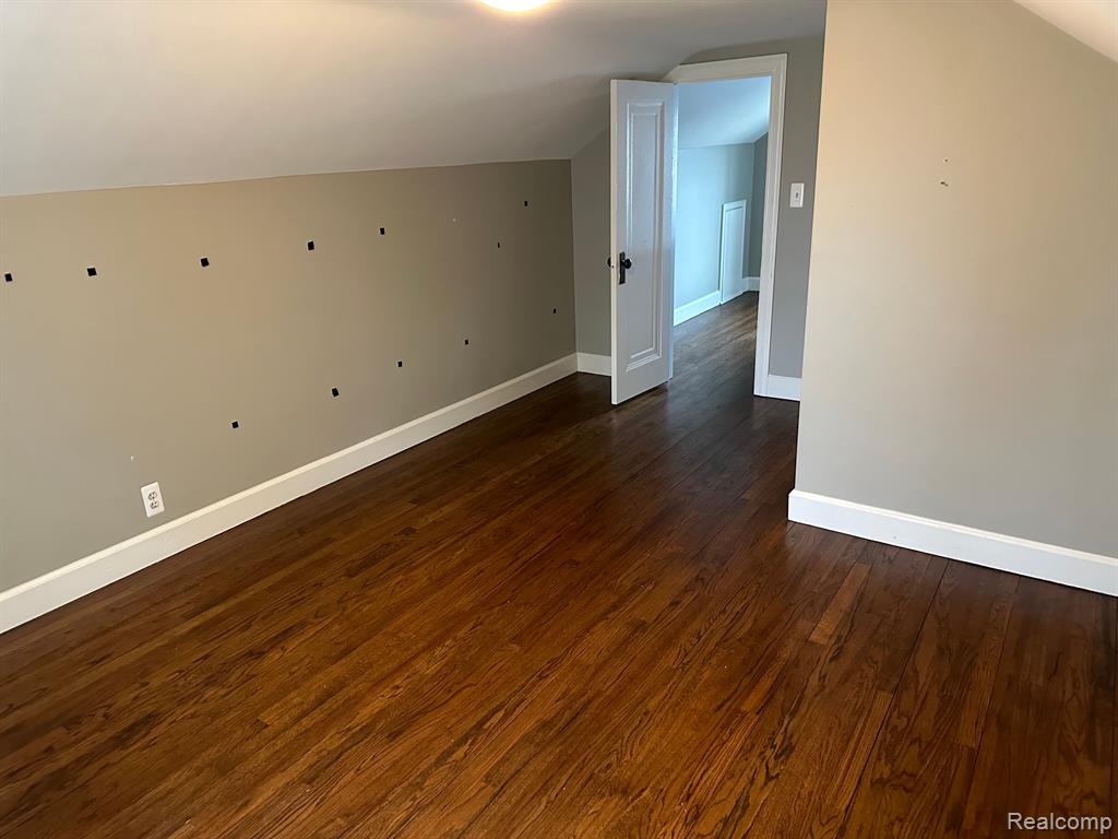 46790 Romeo Plank Road Macomb, MI 48044 - Photo 12 of 32