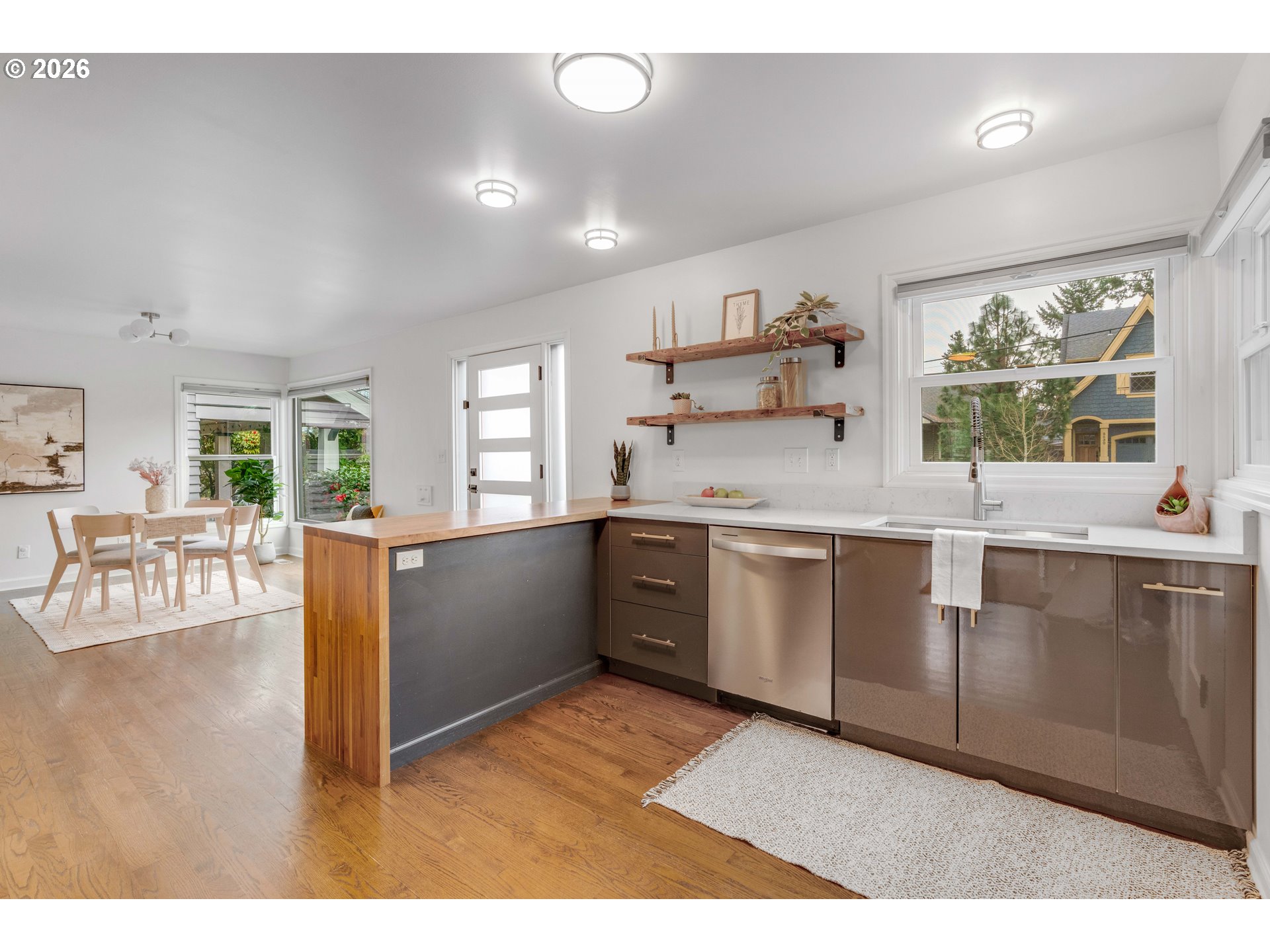 5631 Northeast 23rd Avenue Portland, OR 97211 - Photo 12 of 37