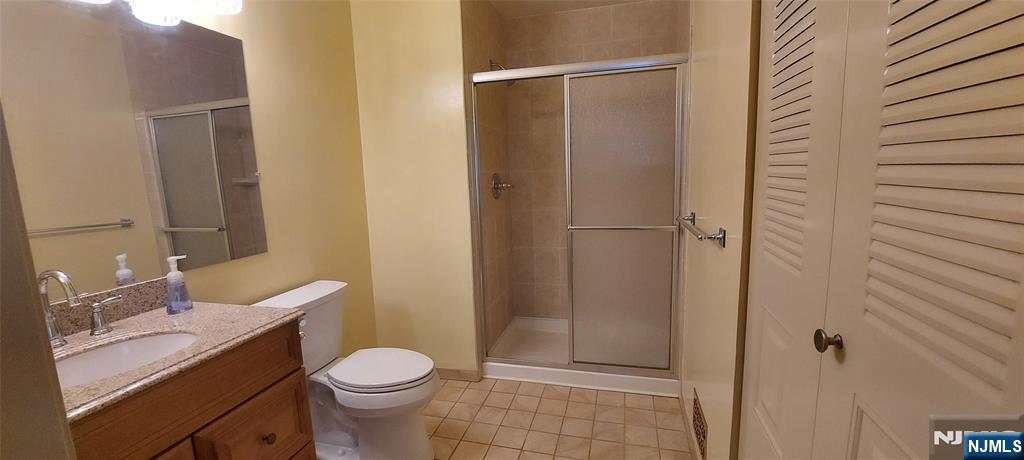 871 Juniper Way Mahwah, NJ 07430 - Photo 13 of 15