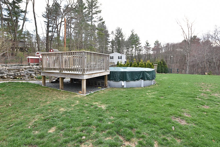 532 Log Road Smithfield, RI 02917 - Photo 14 of 16