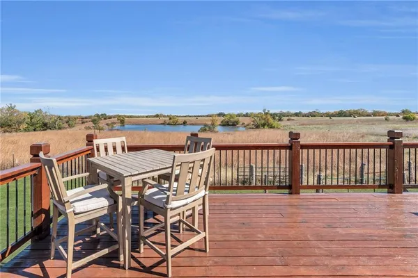 $1,150,000 | 9530 Northwest Caldwell Road, Kidder, MO 64649