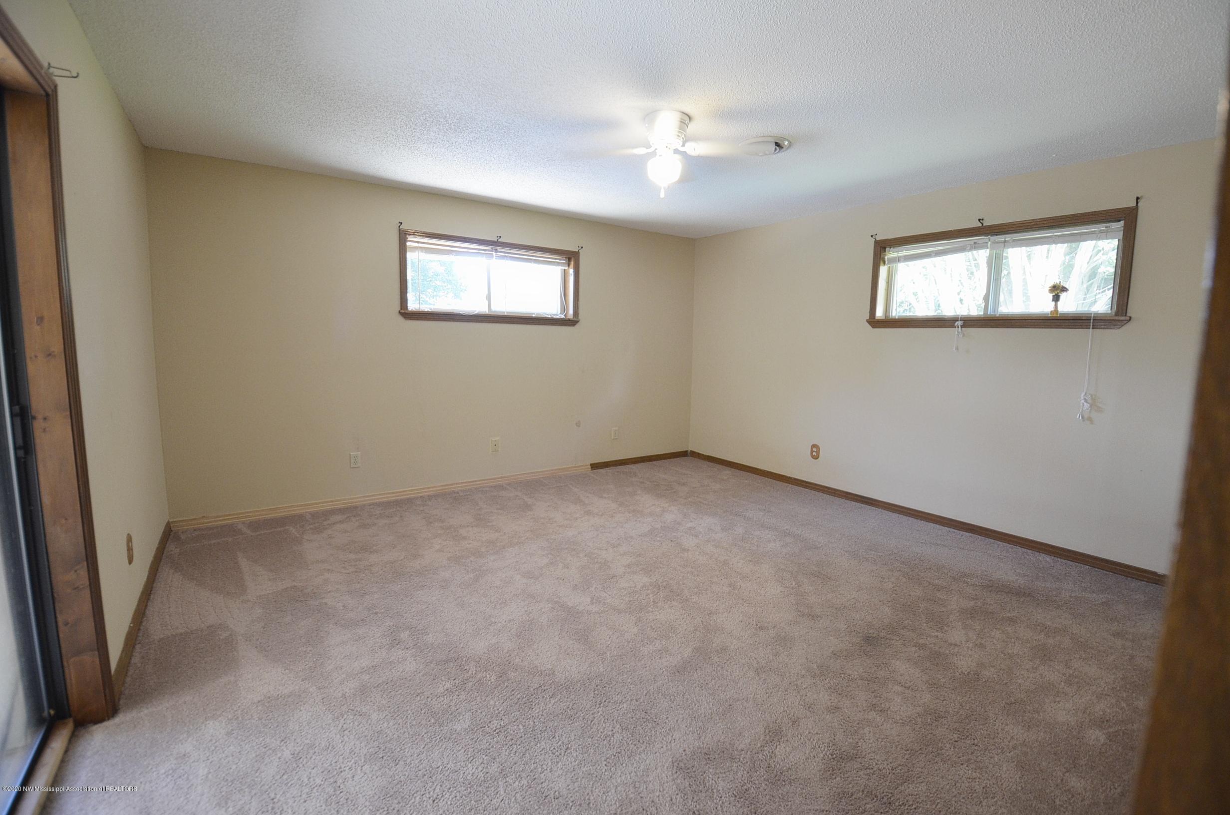 400 Peyton Road Holly Springs, MS 38635 - Photo 11 of 26 Master bedroom1