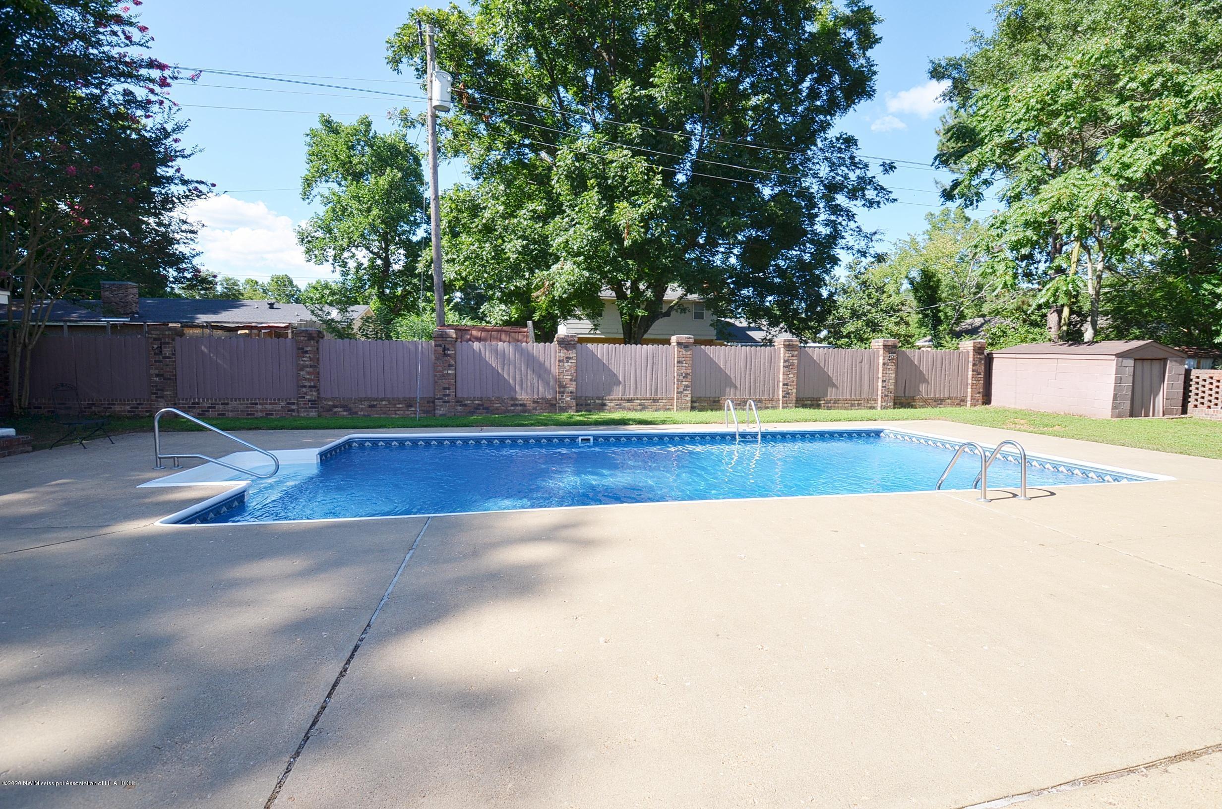 400 Peyton Road Holly Springs, MS 38635 - Photo 21 of 26 Inground pool