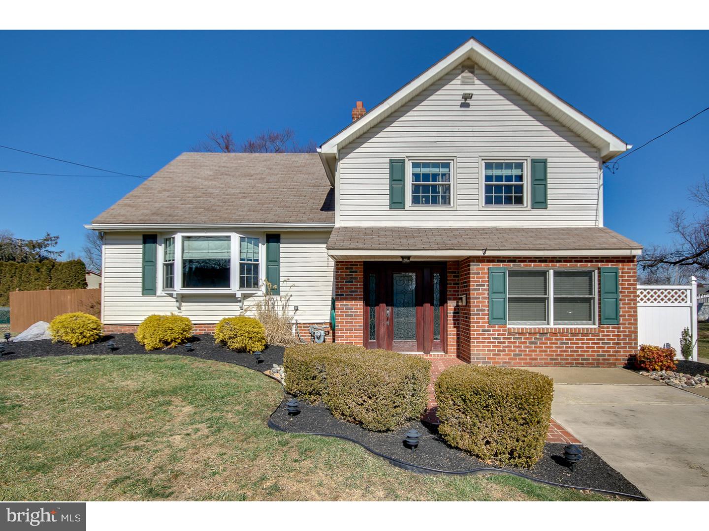 805 Mueller Road Warminster, PA 18974 - Photo 1 of 25 Gallery Image 1