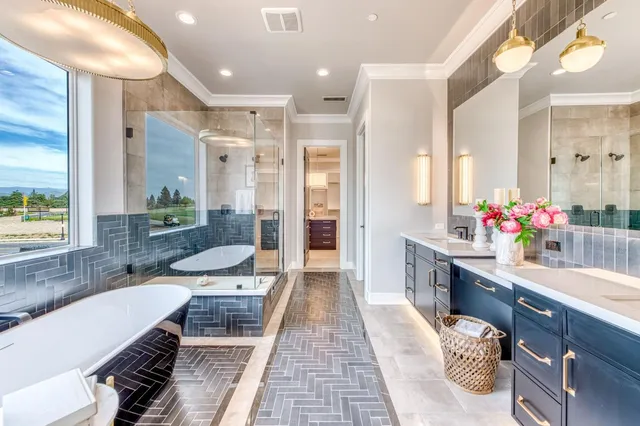 $3,095,000 | 11417 North Portofino Drive, Fresno, CA 93730