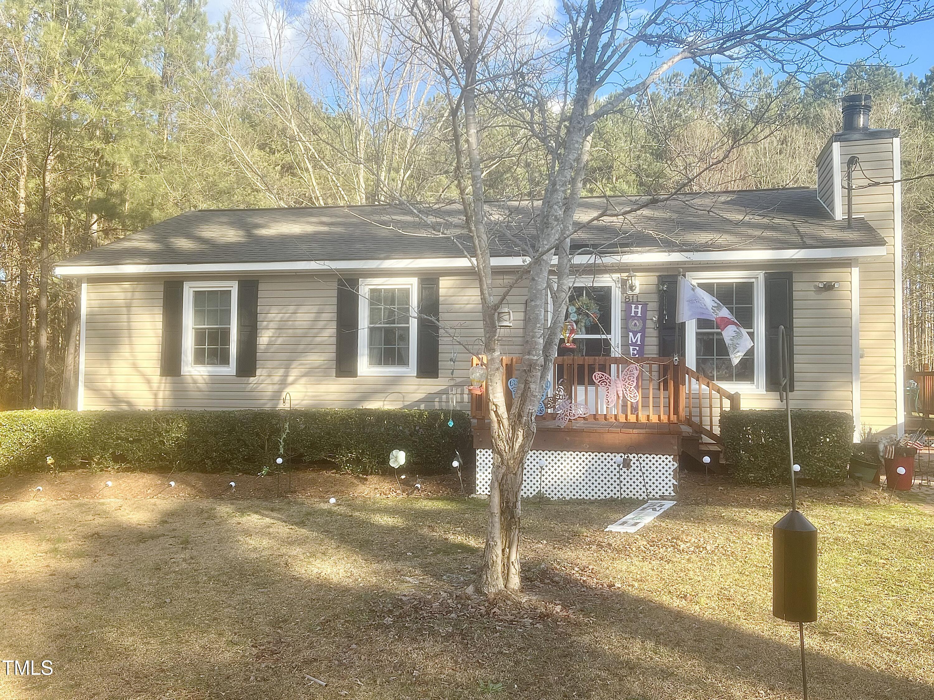 811 Cheves Road Zebulon, NC 27597 - Photo 1 of 7 811 cheves rd pic 1